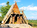 Dřevěný srub v Xishuangbanně (Čína,  Dreamstime)
