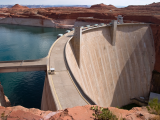 Přehrada Glen Canyon, Utah (USA, Dreamstime)