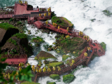 Stezka Cave of the winds, Niagárské vodopády (USA, Dreamstime)