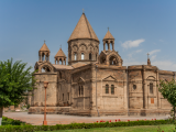 Kostel Ečmiadzin, Jerevan (Arménie, Dreamstime)