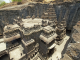 Ellora (Indie, Shutterstock)