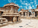 Hampi (Indie, Shutterstock)