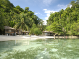 Togianský ostrov (Indonésie, Shutterstock)