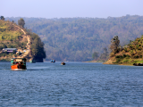 Jezero Kaptai (Bangladéš,  Dreamstime)