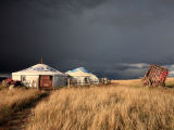 Obydlí kočovníků (Mongolsko, Shutterstock)