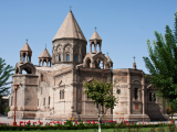 Katedrála Echmiadzin (Arménie, Dreamstime)