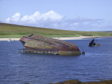 Vrak lodi v Churchillových bariérách, Orkneje (Orkneje a Shetlandy, Dreamstime)
