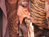 Dítě z kmene Himba (Namibie,  Shutterstock)