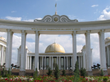 Bílý palác, Ašchabát (Turkmenistán,  Dreamstime)