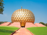 Meditační hala Auroville, Pondicherry (Indie, Dreamstime)