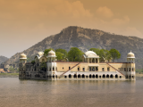 Jal Mahal, Džajpúr (Indie, Dreamstime)
