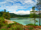 Jezero Linau (Indonésie, Dreamstime)