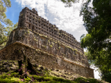 Mayský palác, Yaxchilan (Mexiko, Dreamstime)