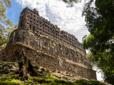 Mayský palác, Yaxchilan (Mexiko,  Dreamstime)