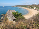 Pláž Zipolite (Mexiko, Dreamstime)