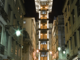 Výtah Santa Justa, Lisabon (Portugalsko,  Dreamstime)