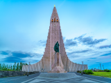 Kostel Hallgrimskirkja, Reykjavík (Island, Dreamstime)