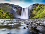 Vodopád Skogafoss (Island, Dreamstime)