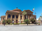 Divadlo Massimo, Palermo (Itálie,  Dreamstime)