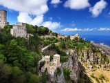 Vrchol Erice (Itálie, Dreamstime)