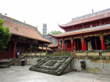 Chrám, Fushun (Čína,  Dreamstime)