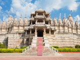 Chrám Ranakpur (Indie, Dreamstime)