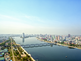Panoramatický výhled na Pchjongjang (KLDR,  Dreamstime)