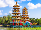 Dračí a tygří pagoda, Kao-siung (Tchaj-wan, Dreamstime)