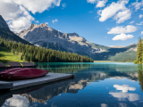 Smaragdové jezero Emerald, NP Yoho (Kanada, Dreamstime)