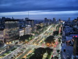 Nejširší třída světa Avenida 9 de Julio, Buenos Aires (Argentina, Dreamstime)