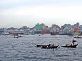 Sadarghat, Dháka (Bangladéš,  Dreamstime)