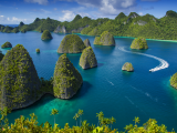 Ostrovy Wayag, Raja Ampat (Indonésie, Dreamstime)