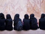 Školačky (Írán, Shutterstock)