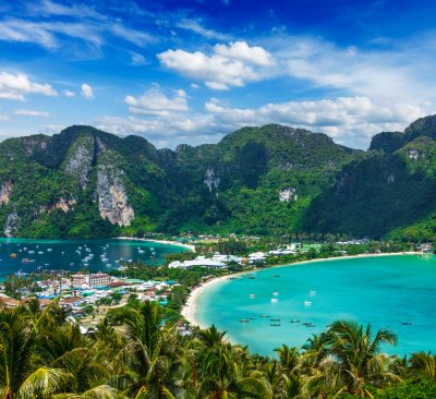 Phi Phi (Thajsko, Shutterstock)