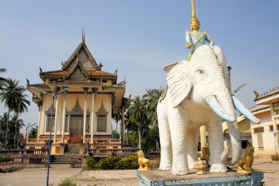 Buddhistický chrám, Battambang (Kambodža, Dreamstime)