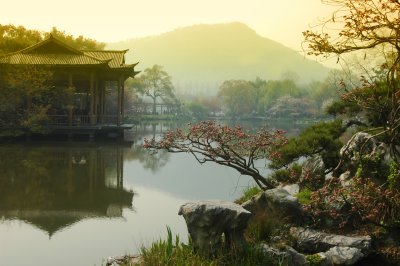 Západní jezero, Hangzhou (Čína, Dreamstime)