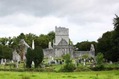 Mucross Abbey, Killarney (Irsko, Dreamstime)