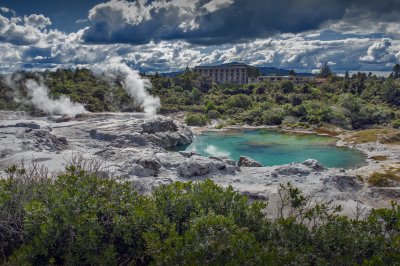 Gejzír Whakarewarewa, park Te Puia (Nový Zéland, Dreamstime)