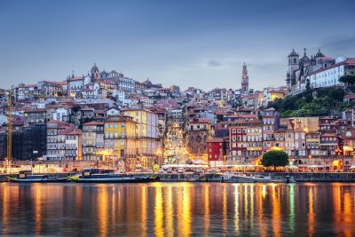 Porto (Portugalsko, Dreamstime)