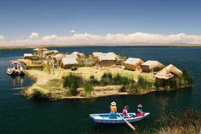 Islas Uros, Titicaca (Peru, Shutterstock)