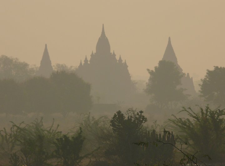 Barma - krása s pachutí bolesti, díl 3. TISÍC JEDNA PAGODA (…A FŮRA DALŠÍCH K TOMU)
